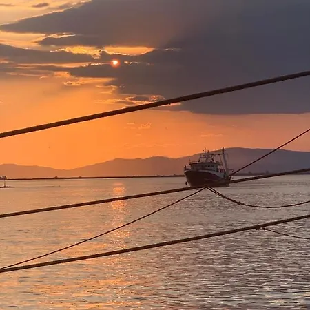 Yacht Almyra A Botel Limenas (Thasos)