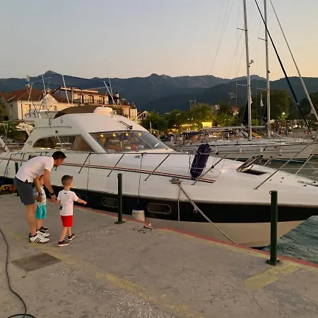 Yacht Almyra A Botel Limenas (Thasos)