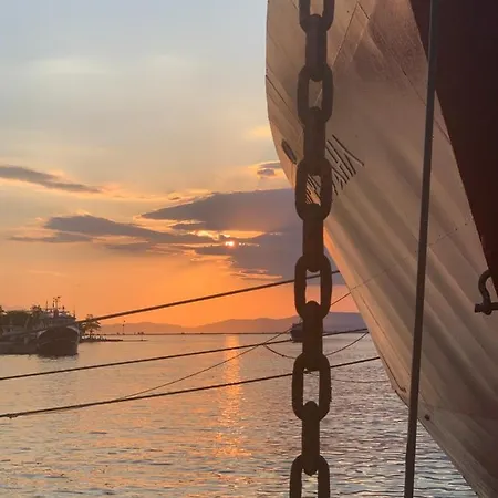 Botel Yacht Almyra A Limenas (Thasos)